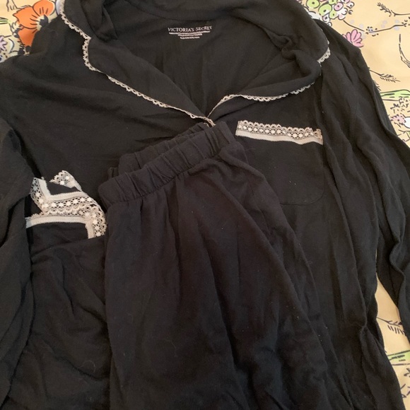 Victoria Secret Pajama Set - Picture 6 of 7